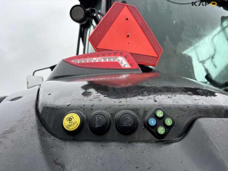 Valtra T234S front loader tractor 41