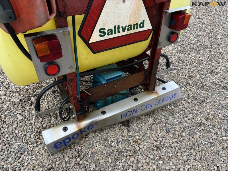 Water spray with A-frame 11