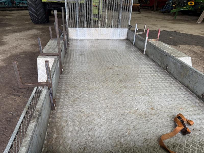 Variant 3518m4 machine trailer 14