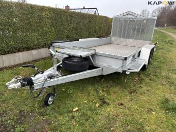 Variant machine trailer 3518m4