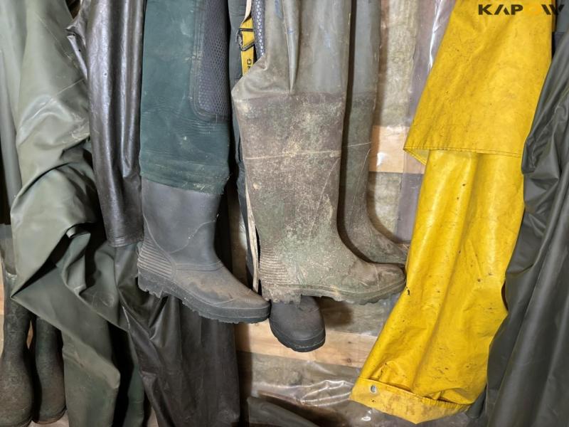 Washing equipment 36
