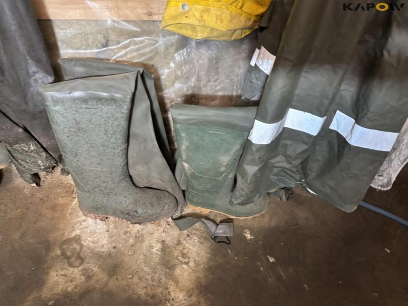 Washing equipment 37