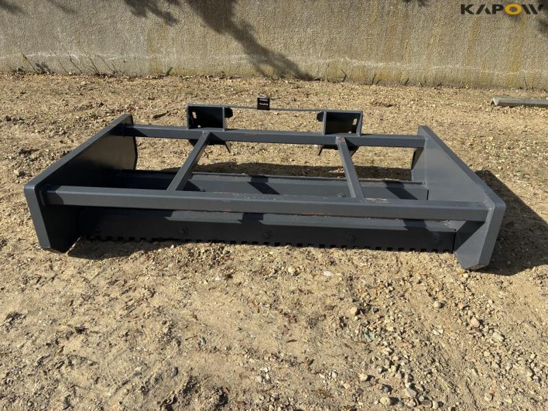 Road grader with Bobcat hitch 2