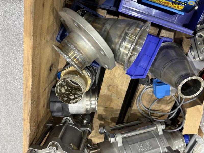 Valves - Actuators 15