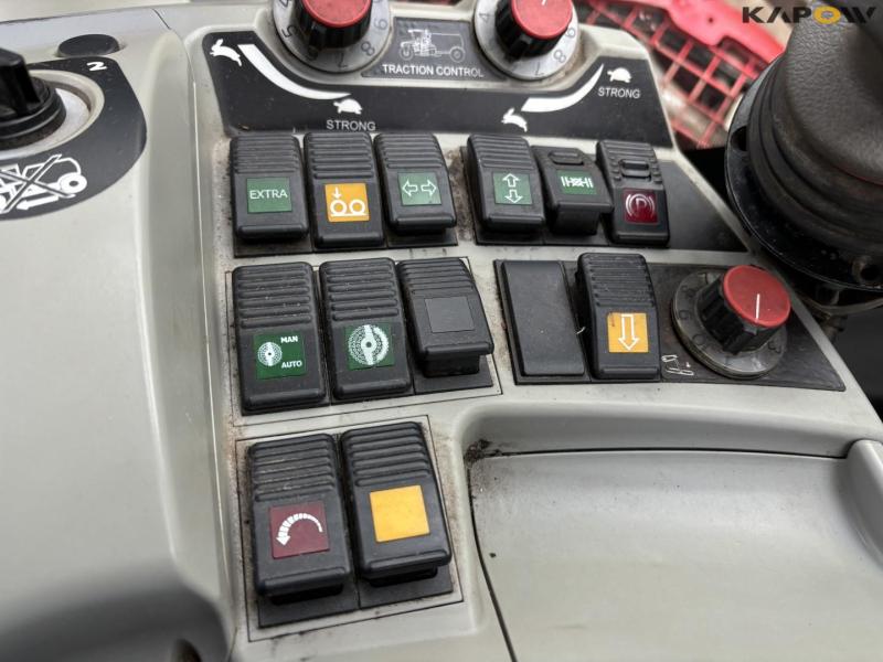 Self-propelled Vervaet Hydro Trike slurry tanker 74