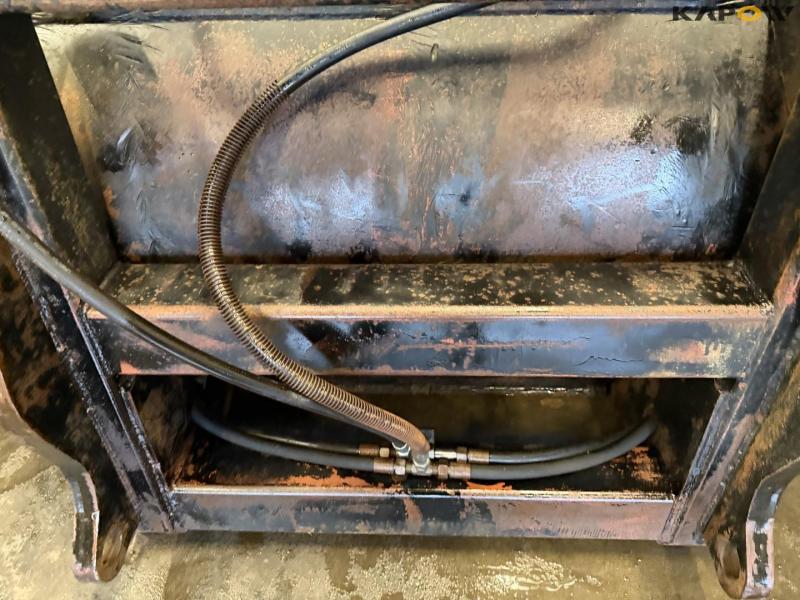 Viby Jern high tip bucket with Volvo hitch 10