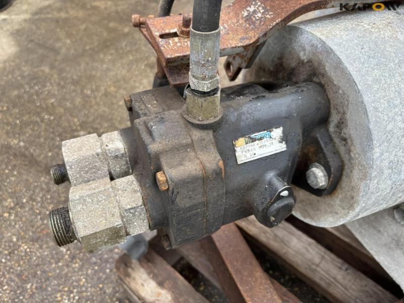 Vickers PUB hydraulic pump 6