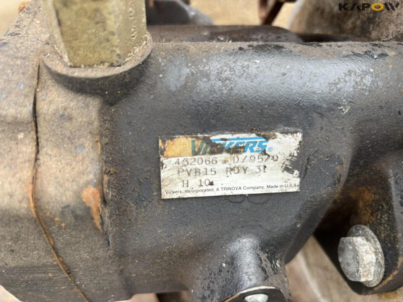 Vickers PUB hydraulic pump 7