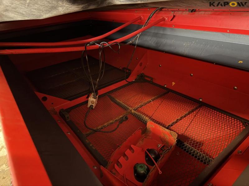 Vicon RS-W fertilizer spreader 19