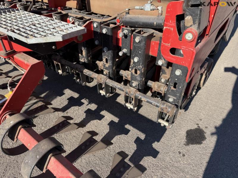 Vieskan Metalli 300 combi seed drill 61