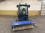 Vitra tool carrier with broom 2