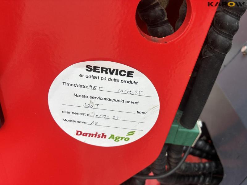 VM Loader 1026 LXC skid steer loader 36