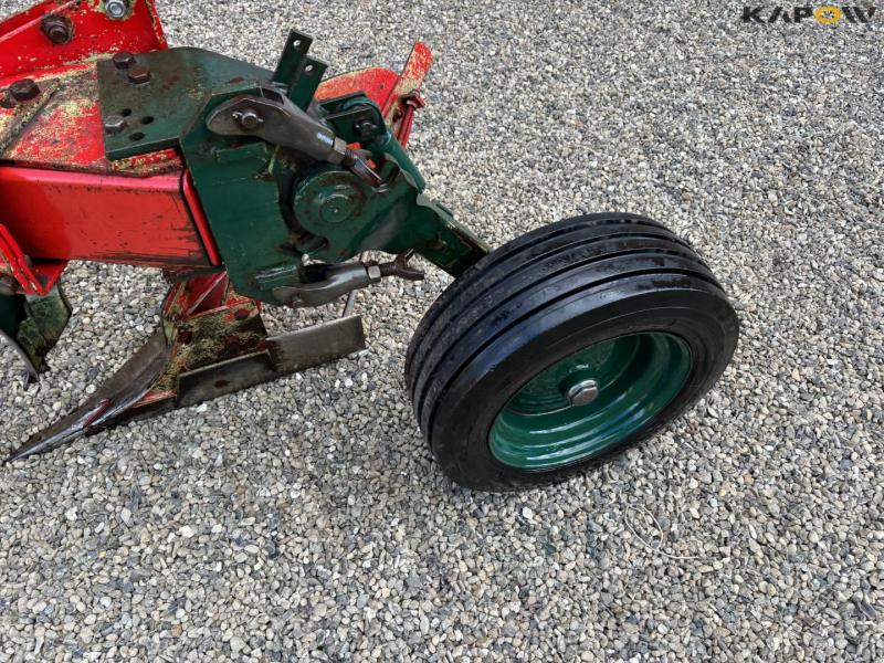 Vogel & Noot u furrow reversible plough 26