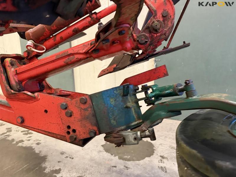 Vogel and Noot 8 furrow reversible plough 35