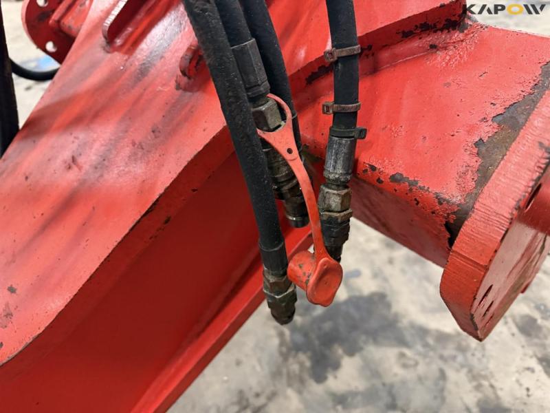 Vogel and Noot 8 furrow reversible plough 51