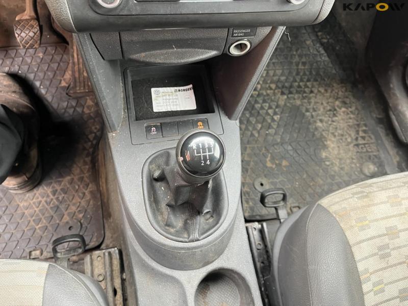 Volkswagen caddy van 28