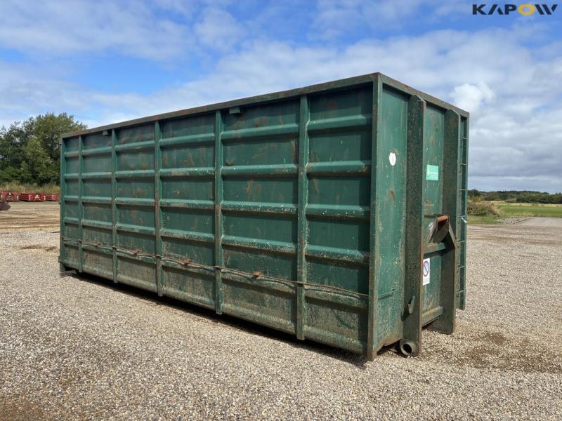 Volume container for hook and wire 3