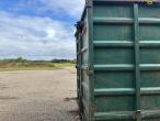 Volume container for hook and wire 16