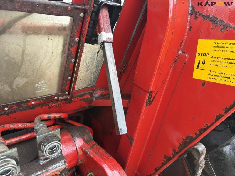 Volvo BM 650 tractor 42