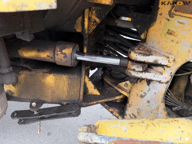 Volvo BM4400 loader 22