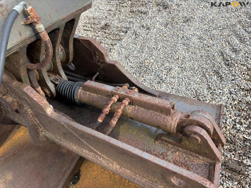 Åkerman EC 300 excavator 13