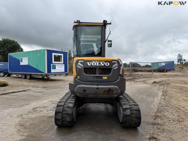 Volvo ECR50D excavator with rotary tilt 6