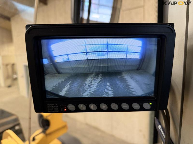 Volvo L110G loader 61