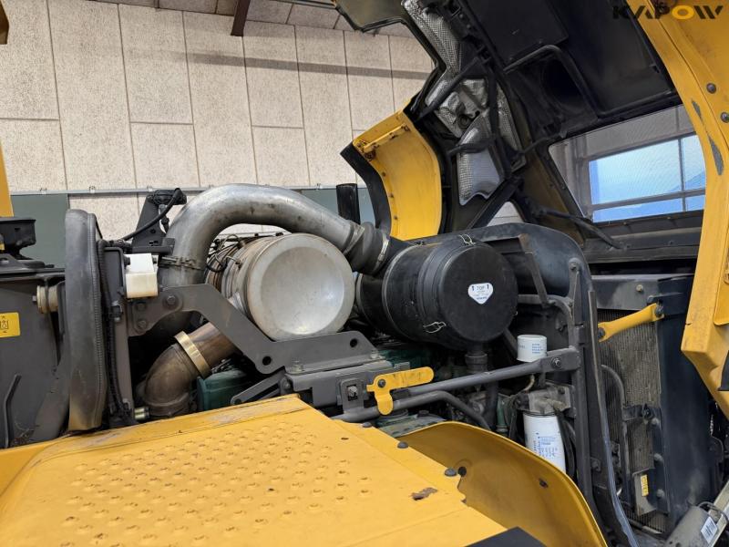 Volvo L110G loader 82