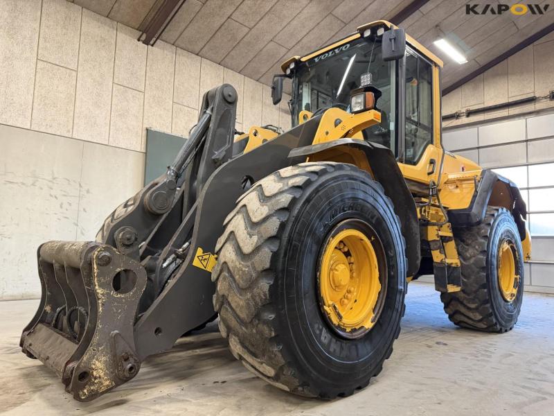 Volvo L110G loader 1