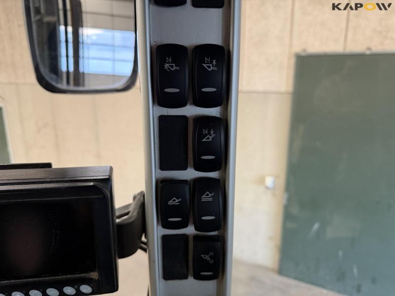 Volvo L110G loader 39