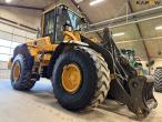 Volvo L110G loader 3