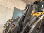 Volvo L110G loader 14
