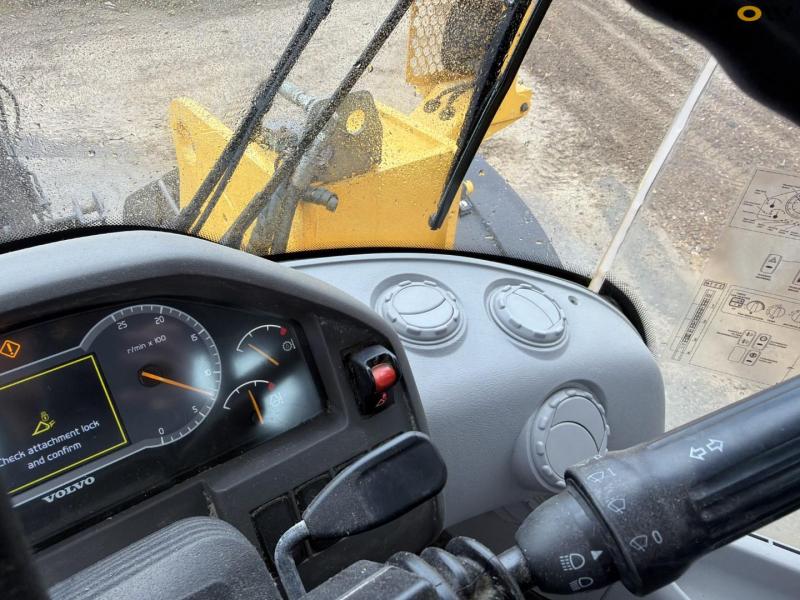 Volvo L110H wheel loader 53