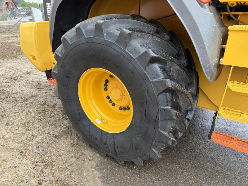 Volvo L110H wheel loader 69