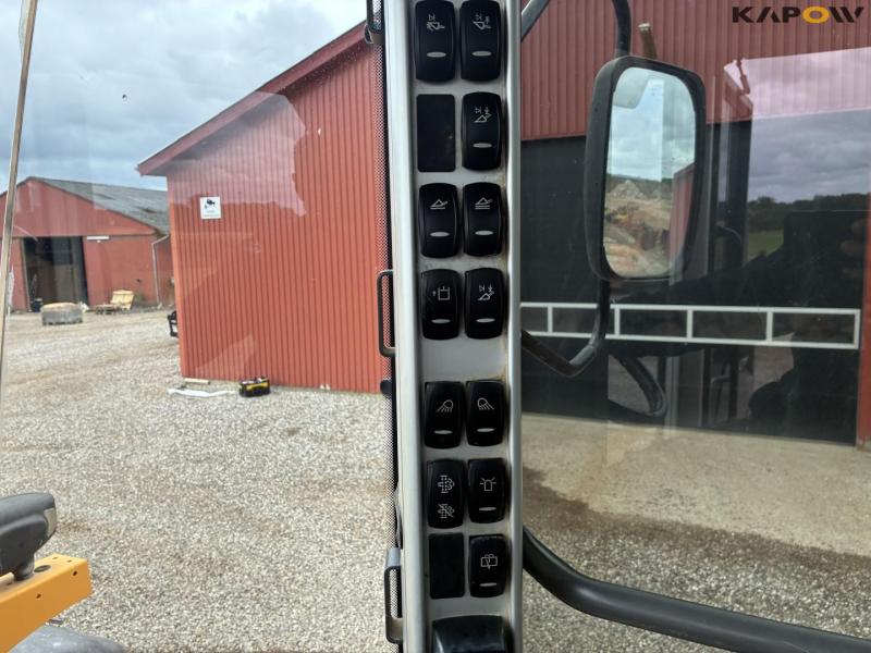 Volvo L110H wheel loader 58