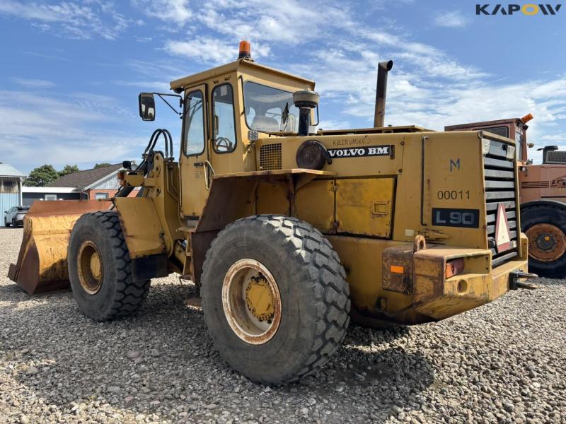 Volvo L90 wheel loader 7