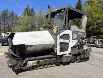 Volvo P7820C asphalt paver