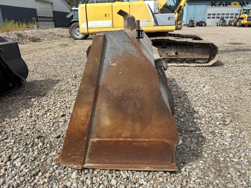 Volvo bucket 280 cm 8
