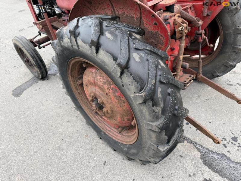 Volvo tractor 35