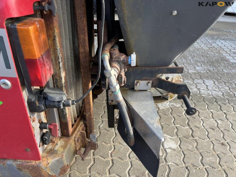 VPM 3400 tool carrier with tools 22