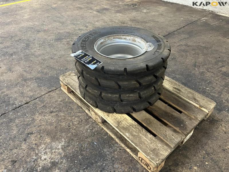 Vredestein 400/50-15.5 complete wheels 1