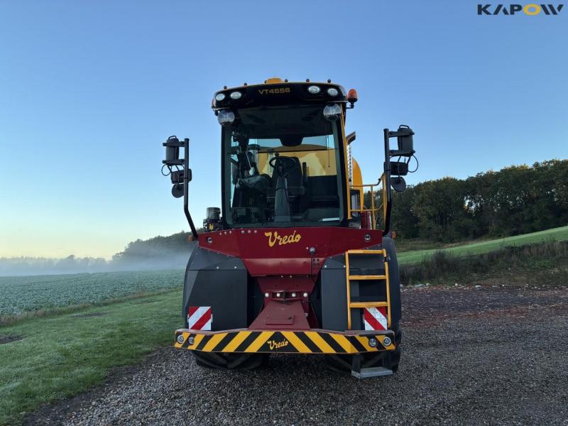 Vredo VT4556 tractor/ Vredo ZBV 2500Zc trailer 2