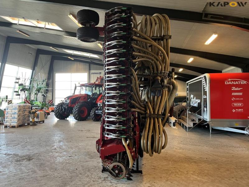 Vredo ZB3 12068 slit seeder 8