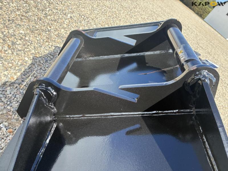VS Steel rake bucket 100cm with Hydrema hitch 10