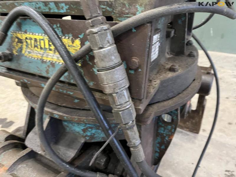 VTN MD 100S sorter grab with S70 hitch. 9