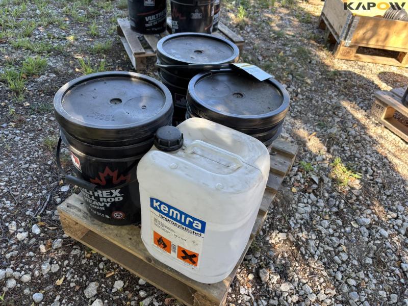 Vultrex grease and isopropyl alcohol 1