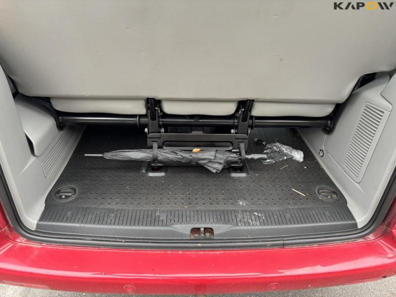 VW Caravelle 2.0 TDI 140 HP 9-person bus 89