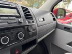 VW Caravelle 2.0 TDI 140 HP 9-person bus 73