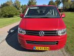 VW Caravelle 2.0 TDI bus 9 people 2