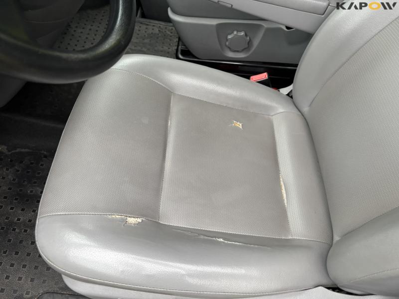 VW Caravelle 2.5 TDI 130 Hp 9-person bus 63